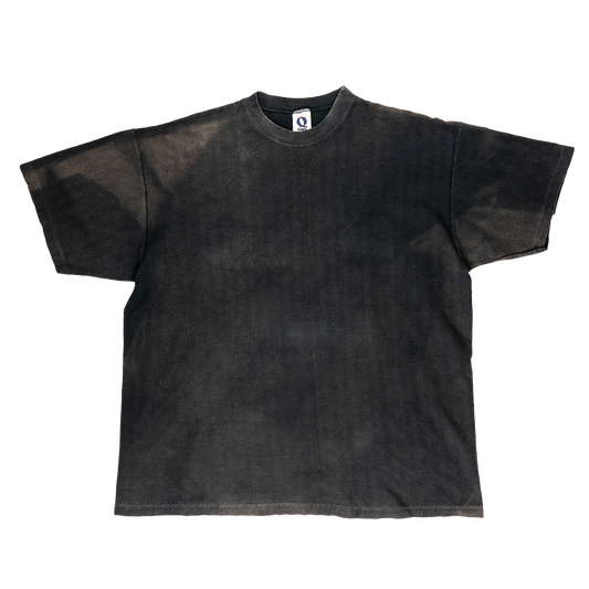 “Que” Heavy Cotton Blank Tee - Front 